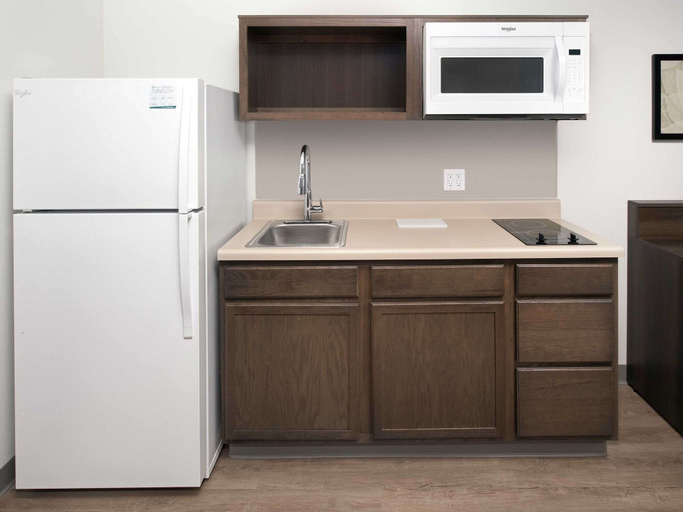 Others 5, WoodSpring Suites Toledo Maumee, Lucas