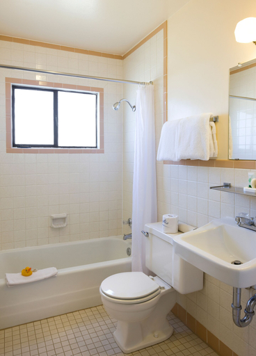 Bathroom 5, Sunset Motel, Torrance