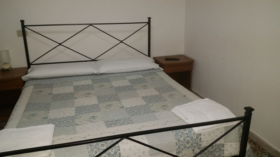 Bedroom 3, Albergo Ardenza, Livorno