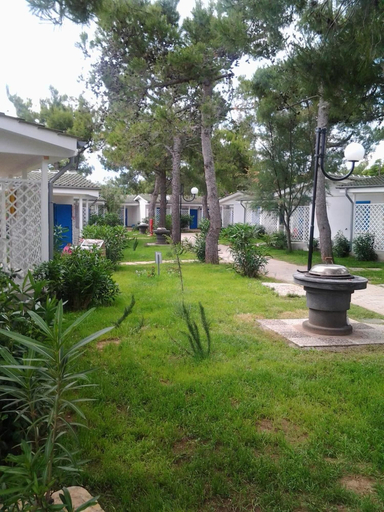 Others 5, Villaggio Le Orchidee, Foggia