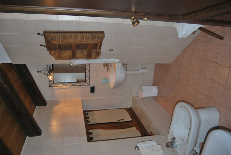Bathroom, Bed & Breakfast Della Miniera, Aosta