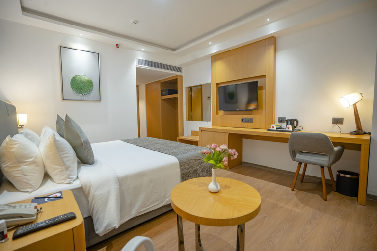 Bedroom 3, Zip By Spree Hotels Chakan, Pune