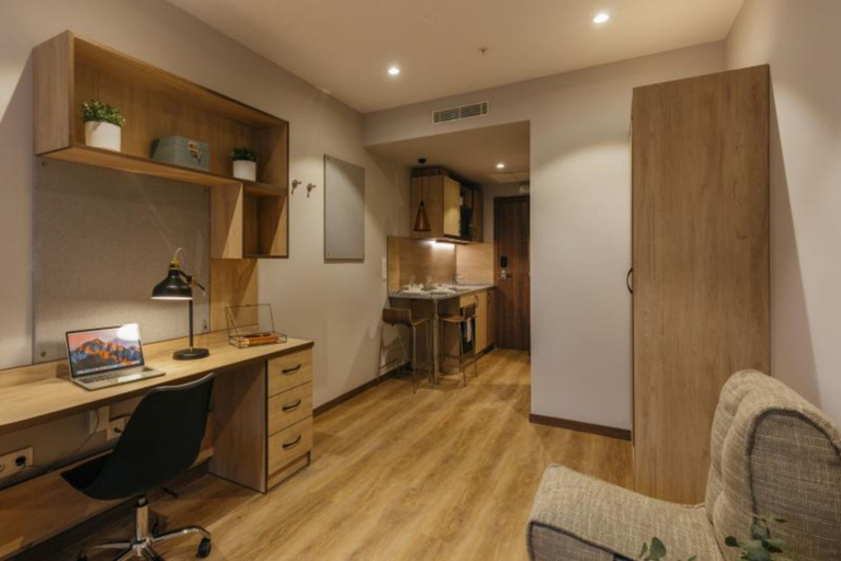 Others 5, Livensa Living Studios San Sebastián, Guipúzcoa