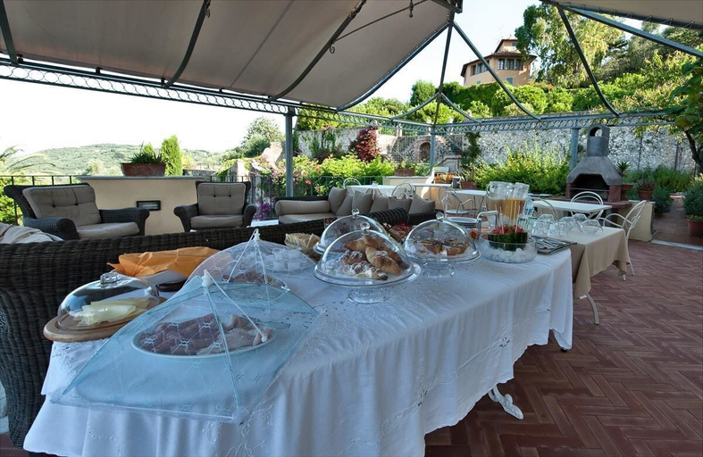 Food & Drinks 5, Villa Camaiore, Lucca