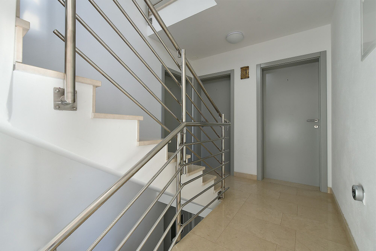 Others 5, Apartment 1964, Medulin
