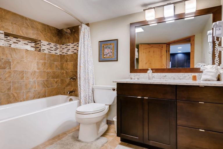 Bathroom 4, Atrium Condominiums, Summit