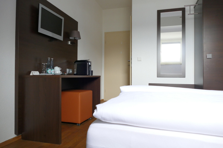 Bedroom 3, Steep´s Ihr Brauhaus und Hotel, Köln