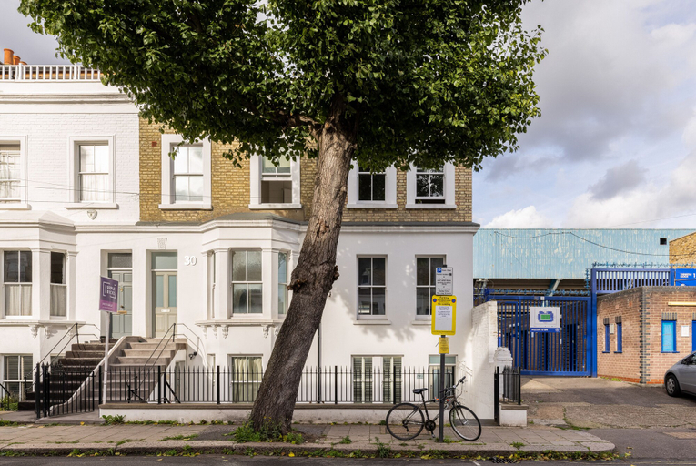 Exterior & Views, Luxurious Villa in Shepherd's Bush, London