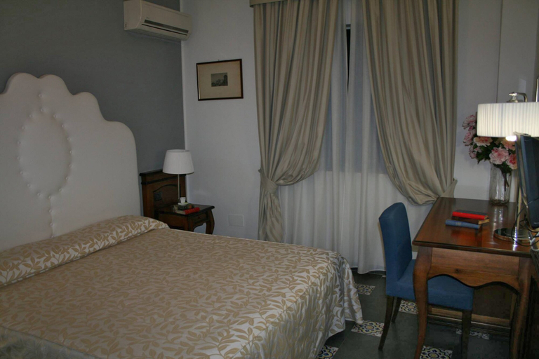 Bedroom 3, La Bruca Resort, Cosenza
