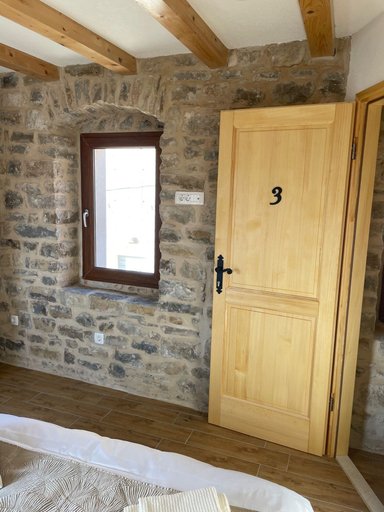 Bedroom 2, Castle Inn, Kaštela