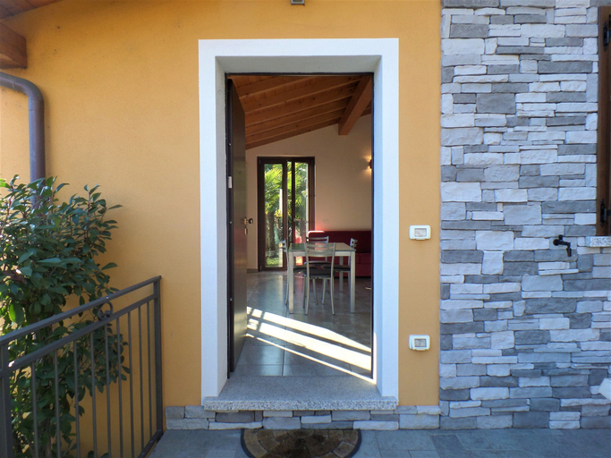Property entrance, Casa Miralago, Novara