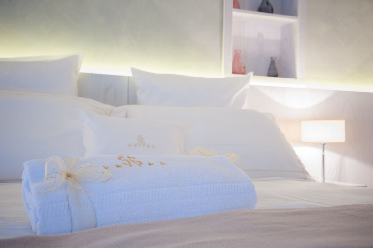 Bedroom 5, Rumi Hotels & SPA, Salerno