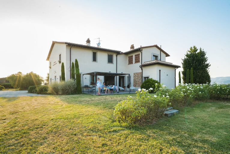 Exterior & Views 2, Agriturismo Cantagrillo, Florence