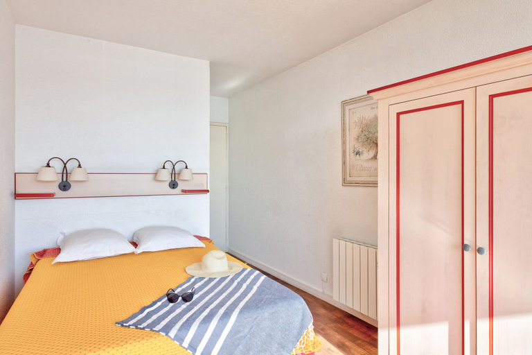 Bedroom 3, Résidence Pierre & Vacances Bandol Port, Var