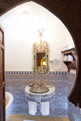 Bathroom 5, Dar El Kébira, Rabat