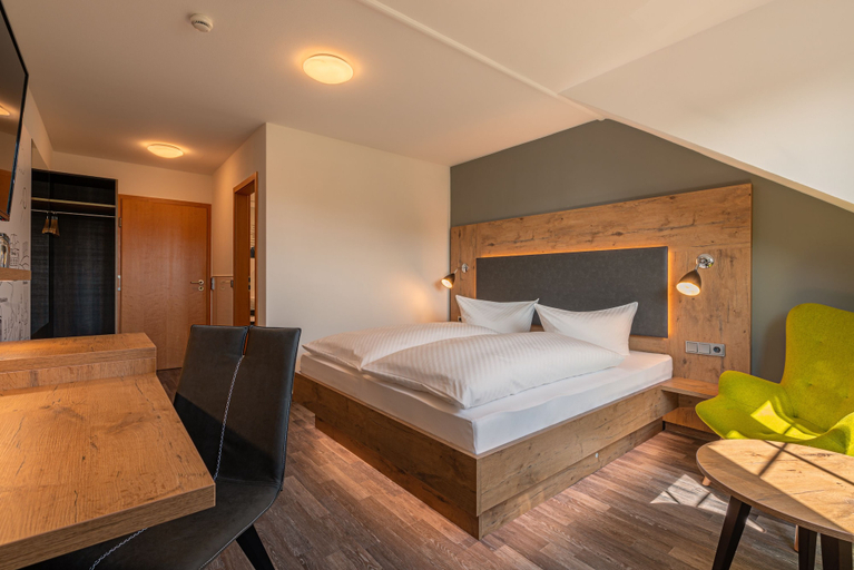 Bedroom 2, Hotel Pfeffermühle, Siegen-Wittgenstein