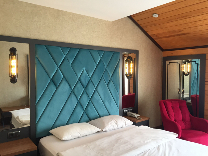 Bedroom 3, Inanlar Garden Hotel & Bungalow, Çaykara