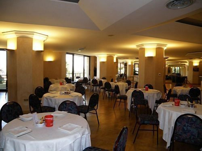 Food & Drinks 5, Hotel San Michele, Caltanissetta