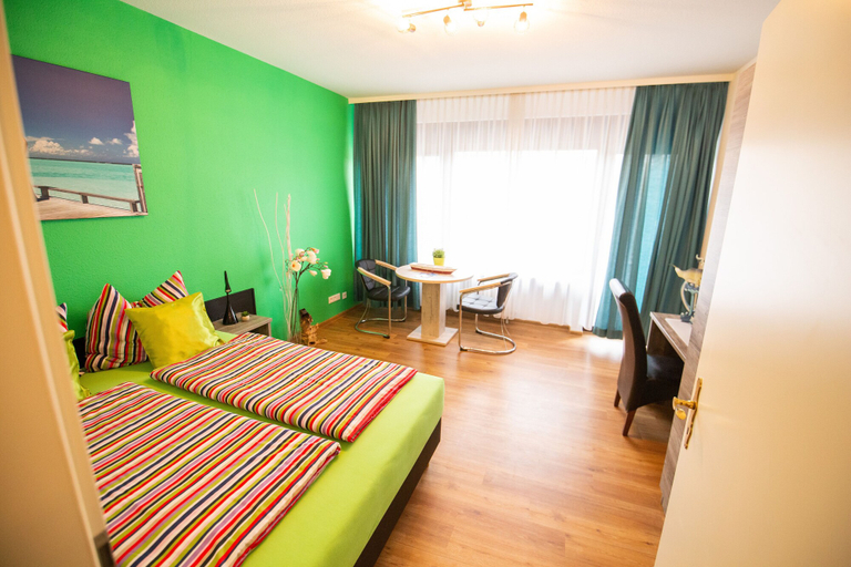 Bedroom 4, City Apartments Rheinterrassen, Koblenz