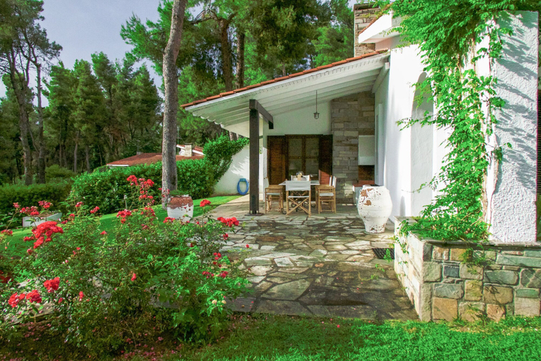 Exterior & Views 2, halu! Private Chic Villa w Pool, Central Macedonia