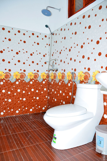 Bathroom 4, Paraiso Guest House, Ella