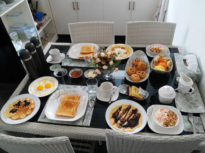 Food & Drinks 5, Explore Lombok from your Villa for 2+, Lombok
