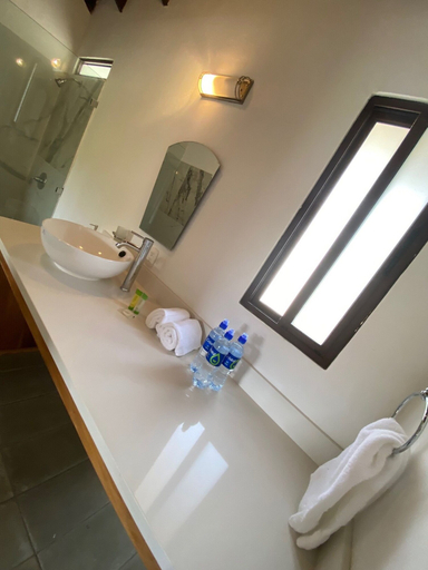 Bathroom 4, Tao Destinations, Santa Cruz