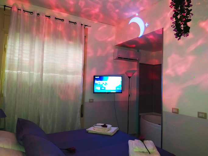 Bedroom 4, Altea Royale, Napoli