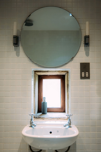 Bathroom 3, Laythams Holiday Lets Retreat, Lancashire