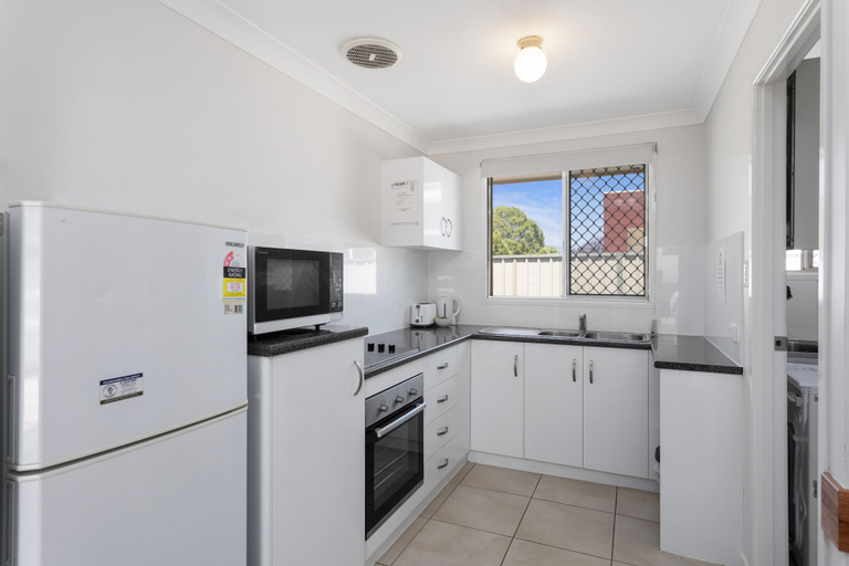Others 4, Apollo Lodge, Toowoomba - Central