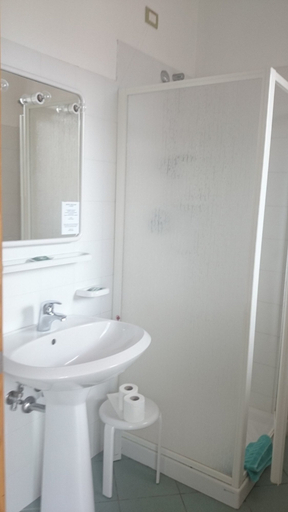 Bathroom, Hotel Soleado, Sassari