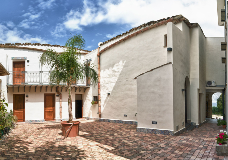 Exterior & Views 1, B&B Case Giannone, Palermo