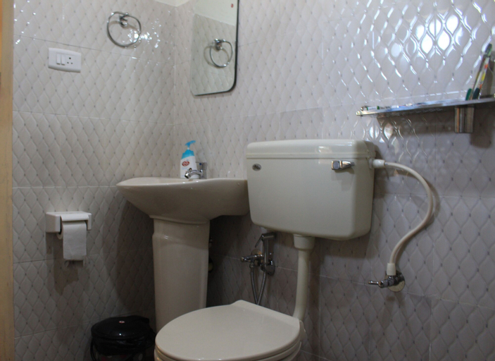 Bedroom 4, Green Ark Resorts, Theni