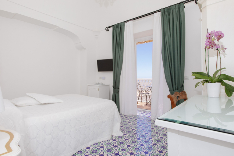 Bedroom 4, La Bizantina, Salerno