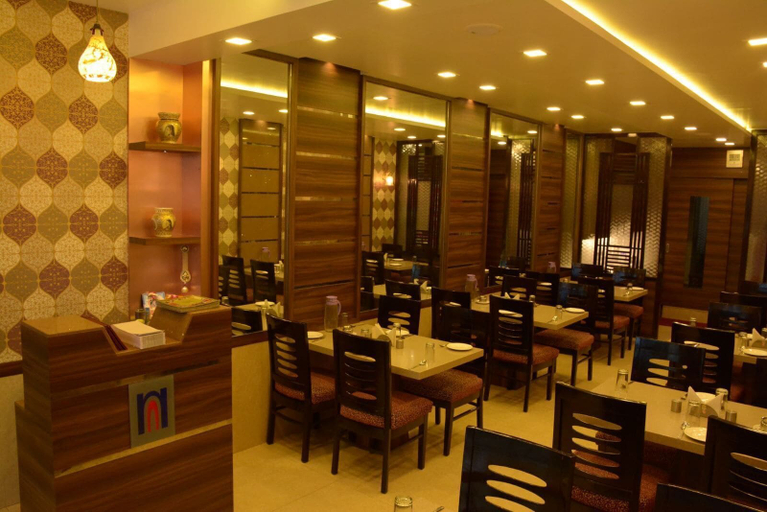 Food & Drinks 5, Nahar Residency, The Nilgiris