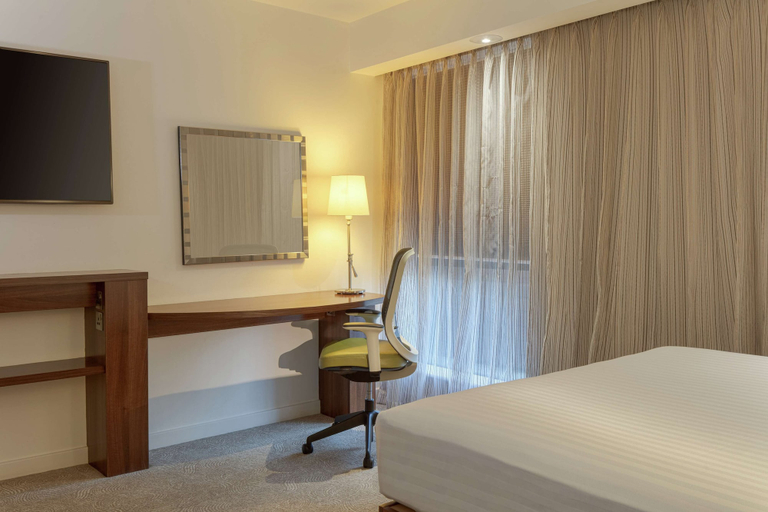 Bedroom 2, Hampton by Hilton Corby/Kettering, Northamptonshire
