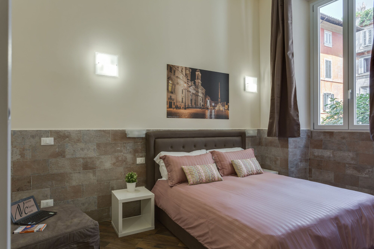 Bedroom 3, Navona Charme Suite, Rome