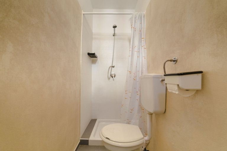 Bathroom 5, Hotel Belsoggiorno, Rimini