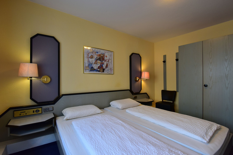 Bedroom 4, Hotel Wiedenhof, Mettmann