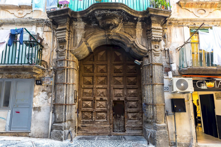 Exterior & Views 2, Lopez 20 - a Big Family Apartment, Napoli