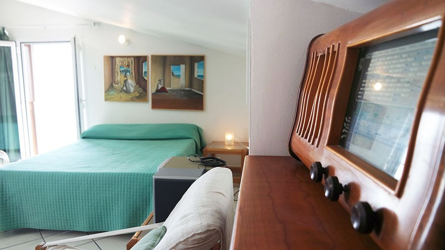Bedroom 4, Villa Paola, Salerno