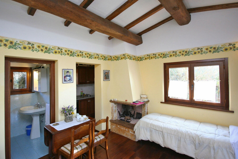 Bedroom 3, Podere Caldaruccio La Pineta, Perugia