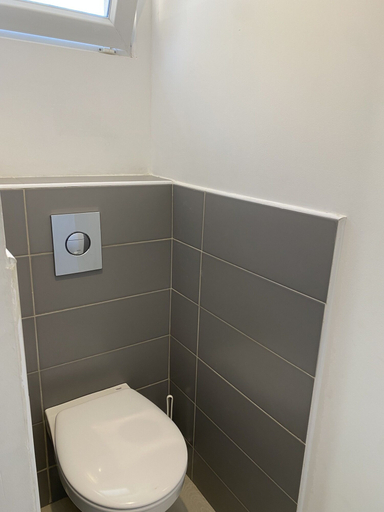 Bathroom 4, Les Sables D'or, Var