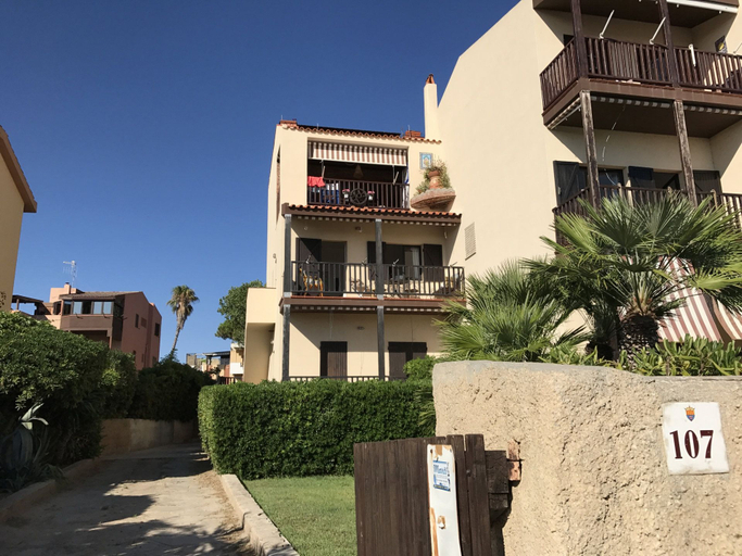 Exterior & Views, Casa Vongola, Sassari