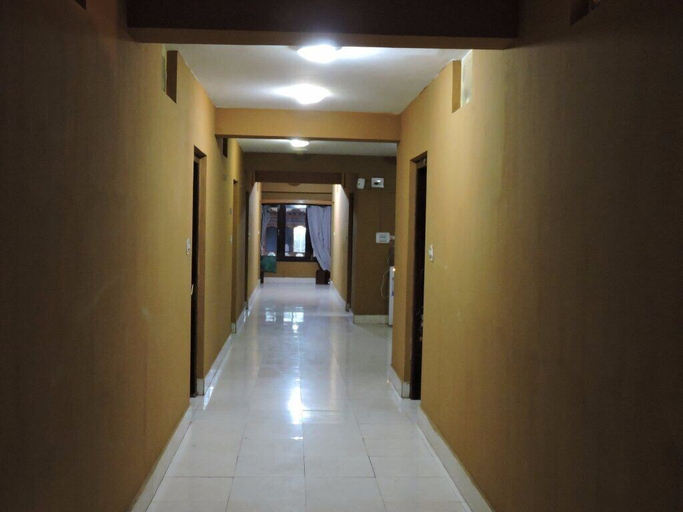 Others 4, Hotel New Singye, Chang