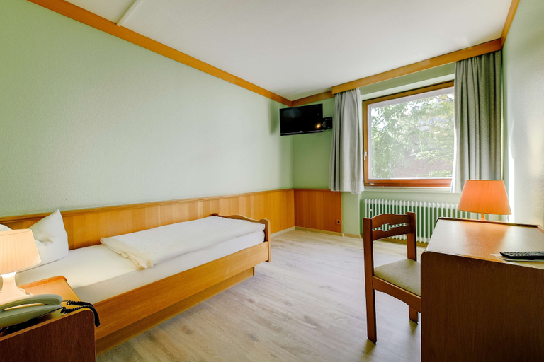 Bedroom 4, Hotel Hannover Airport by Premiere Classe, Region Hannover