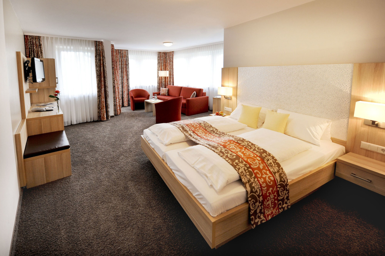 Bedroom 3, Hotel Hellers Twenty Four 2, Bodenseekreis