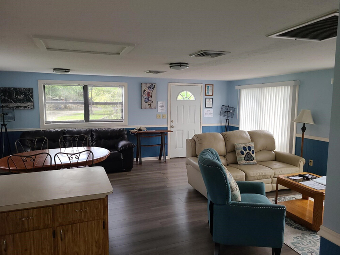 Bedroom 3, Camp Mack Lodge, Marina & RV Resort, Polk