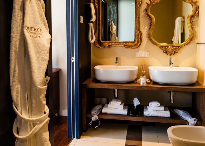 Bathroom 3, Quercia Belvedere Relais, Verona