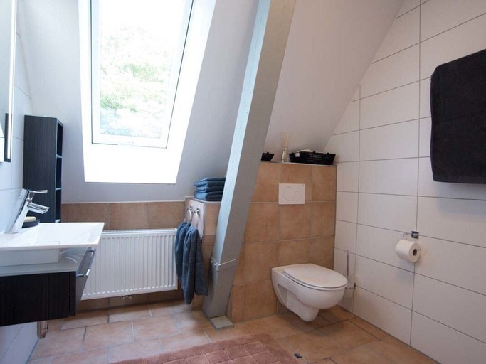 Bathroom 3, Villa Geisenhof, Miltenberg
